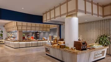 2 restaurants, breakfast, lunch, dinner served; Vietnamese cuisine