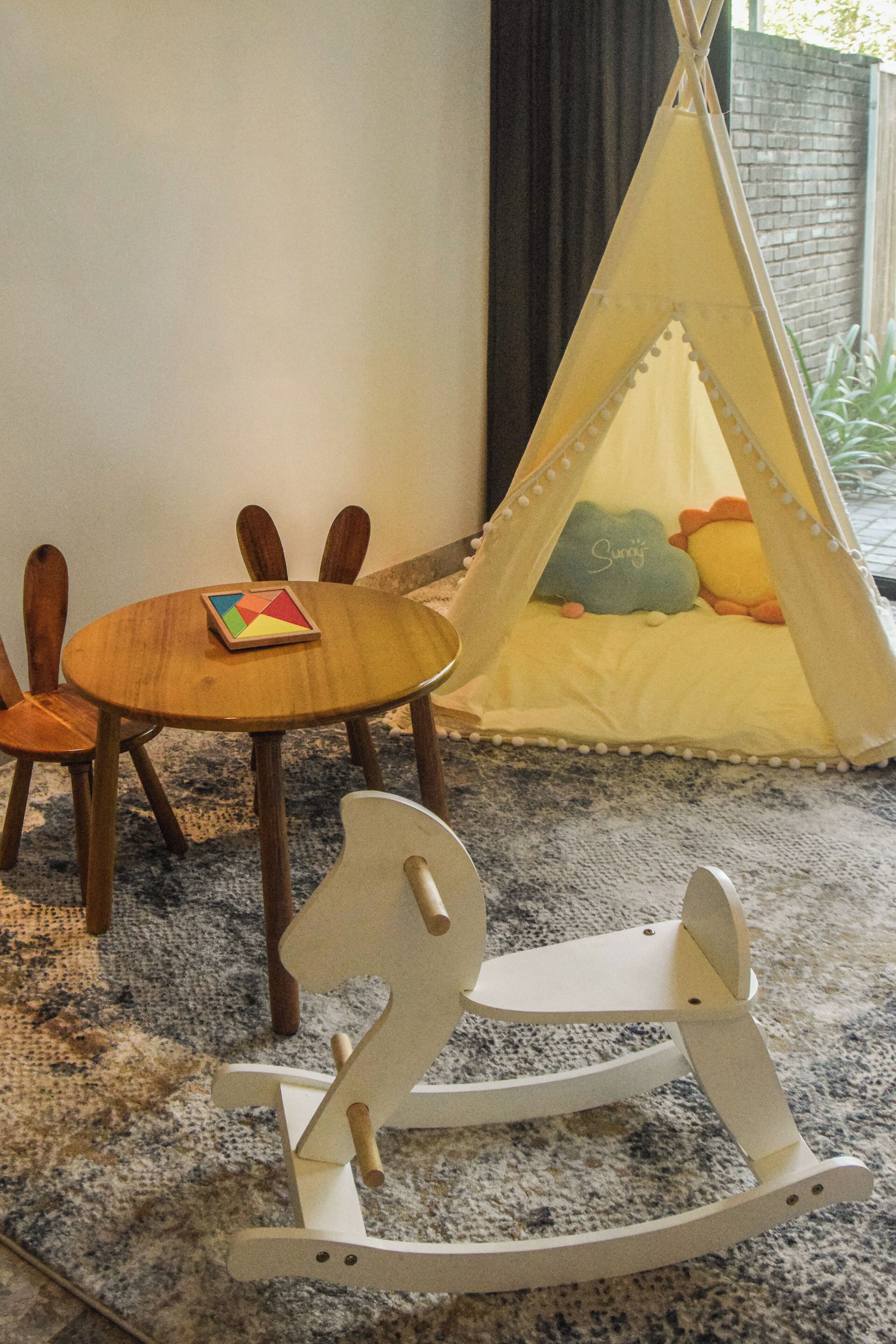 the level, family room, 2 bedrooms | 2 bedrooms, premium bedding, minibar, in-room safe