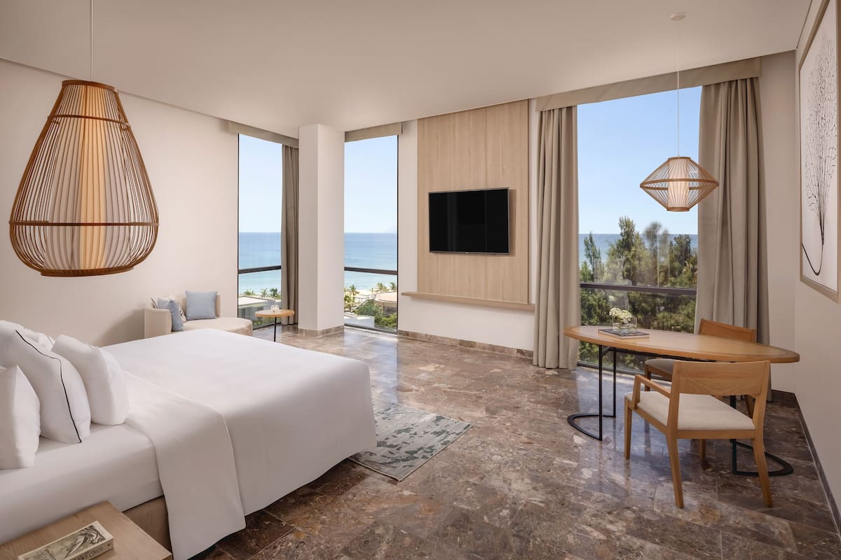 Premium Room (Grand) | 2 bedrooms, premium bedding, minibar, in-room safe