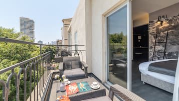 Quarto premium, sacada | Terraço/pátio