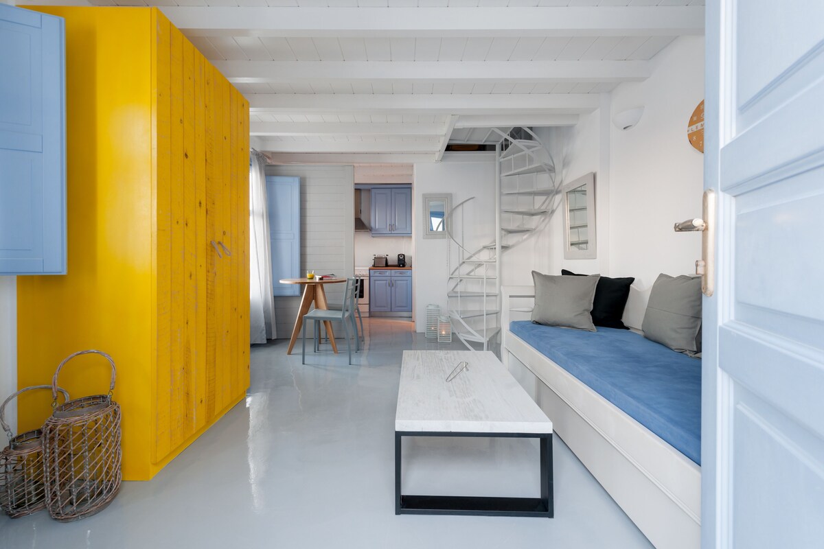 Earino Suites & Villas