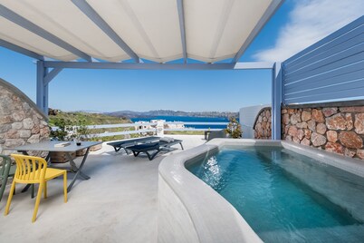 Earino Suites and Villas