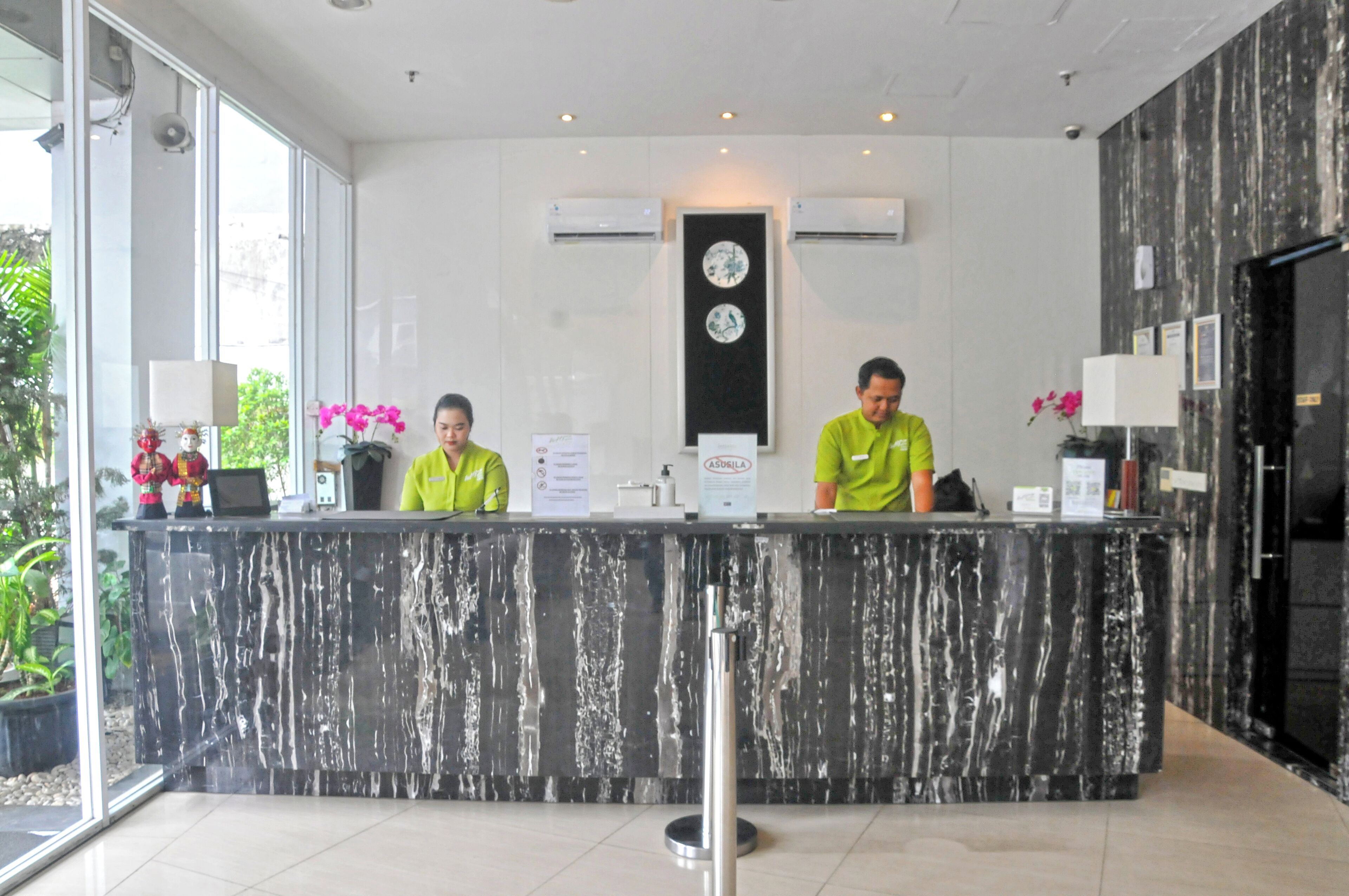 Foto - Whiz Hotel Cikini Jakarta