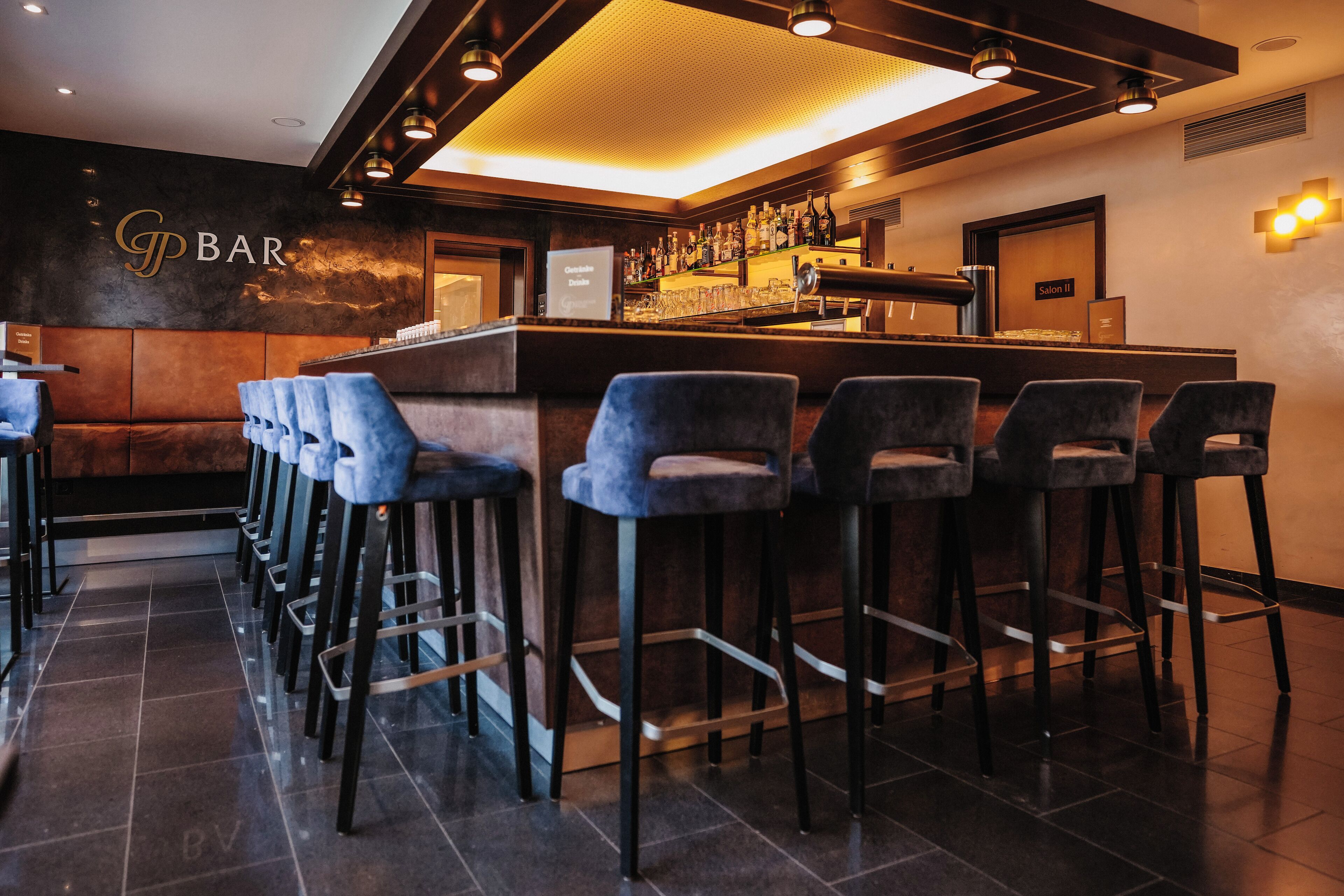 Bar (in der Unterkunft)
