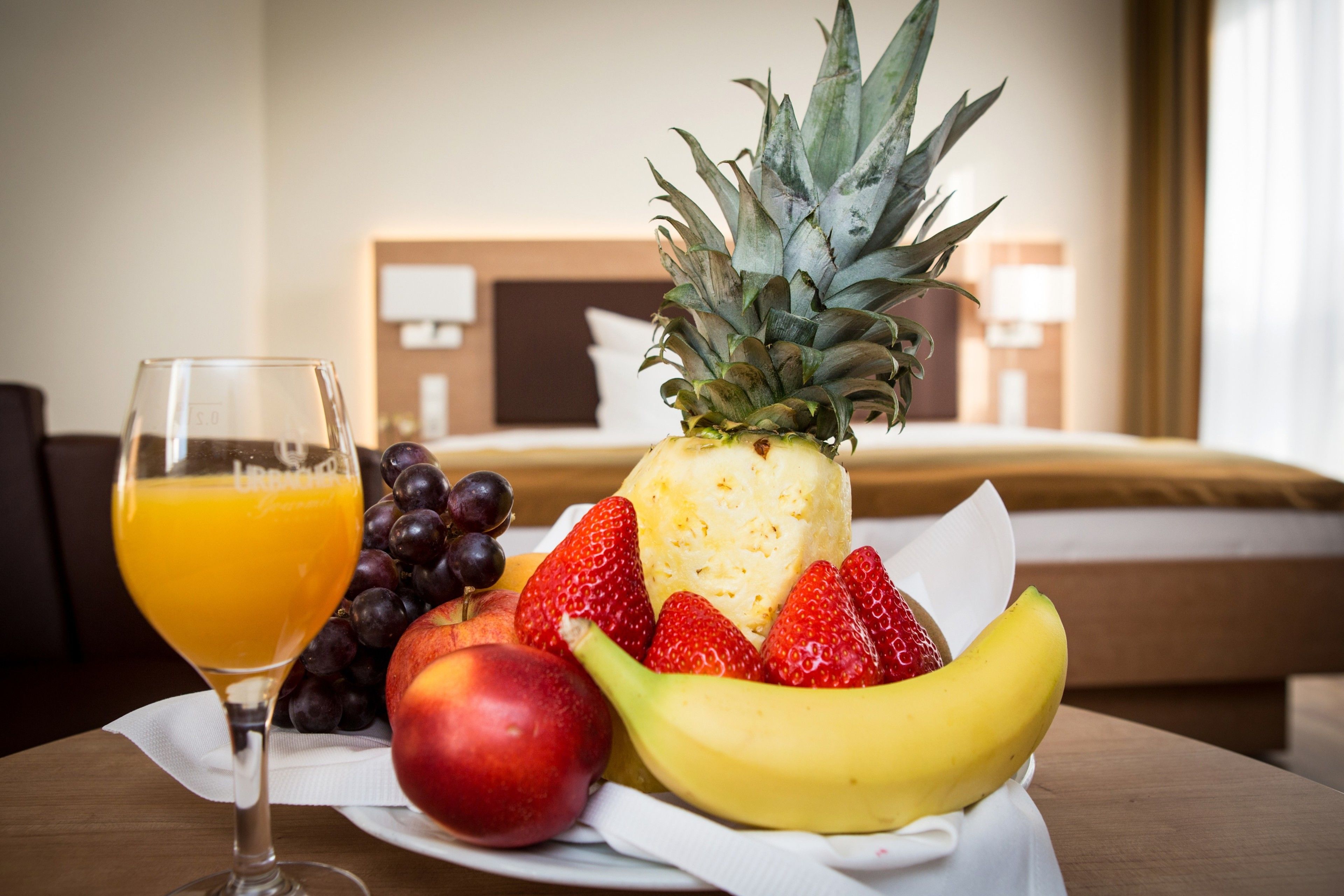 2 restaurants, breakfast, lunch, dinner served; german cuisine