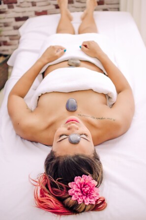 Couples treatment rooms, hot tub, steam room, body treatments - Serra Negra Pousada Spa by Easy Hoteis (Guarapari)