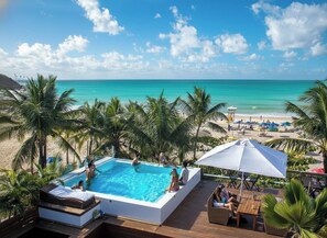 Außenpool, geöffnet von 10:00 Uhr bis 22:00 Uhr, Liegestühle