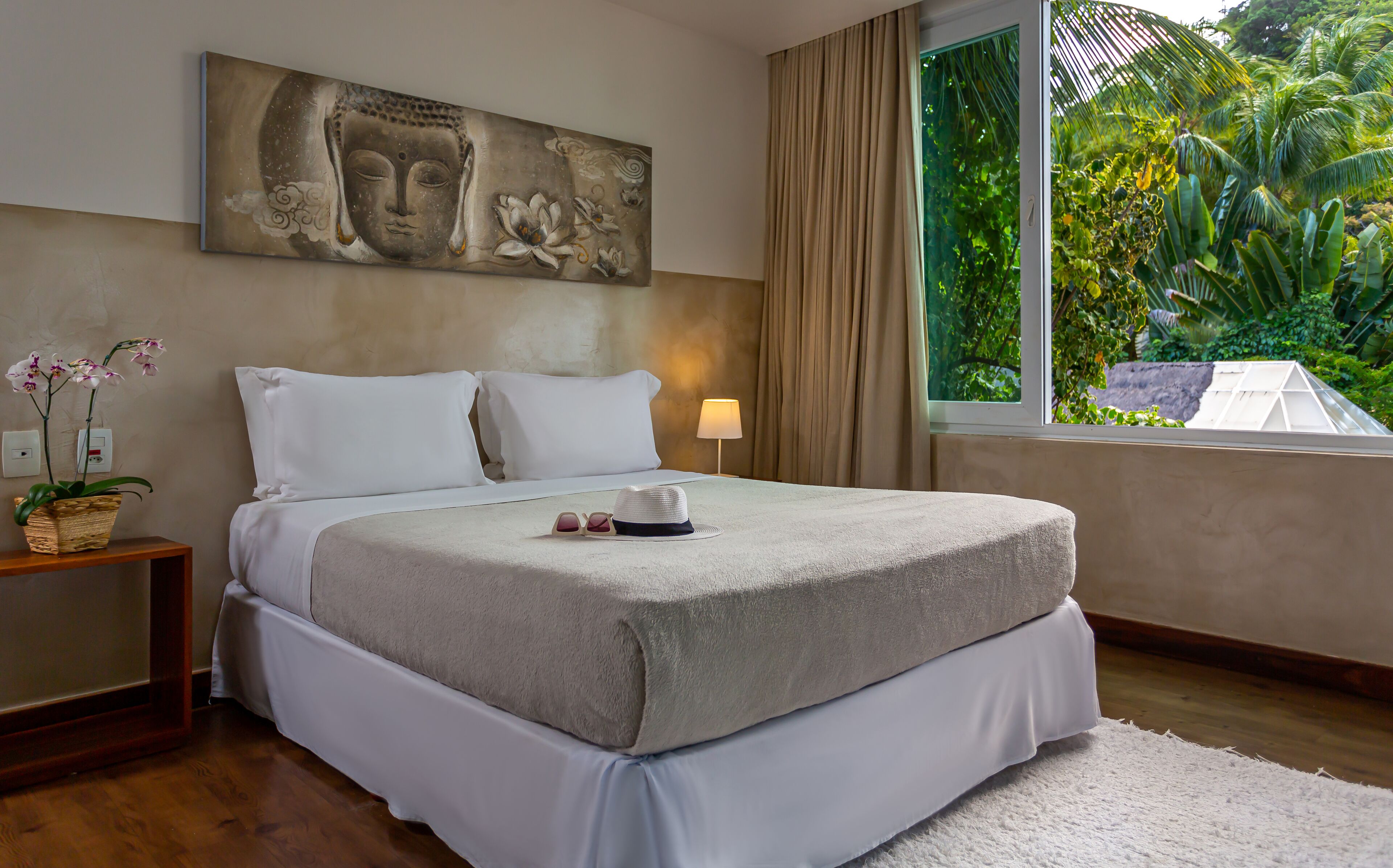 Minibar, draps fournis