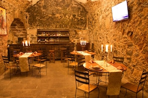 供應早餐、午餐、晚餐;墨西哥菜