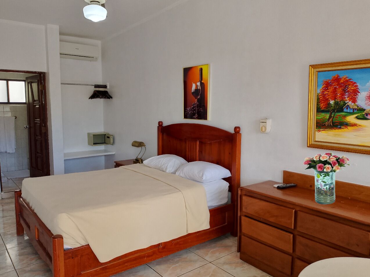 Photo - Hotel Garant & Suites