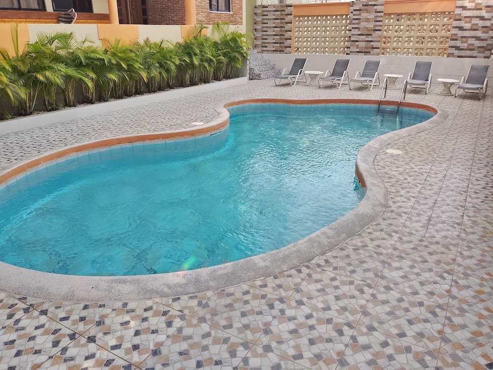 Hotel Garant & Suites by null