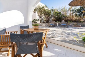 Family Quadruple Room, Garden View | Garden view