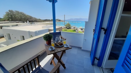 Doppia Romantica, vista mare | Vista balcone. Agia Anna Hotel