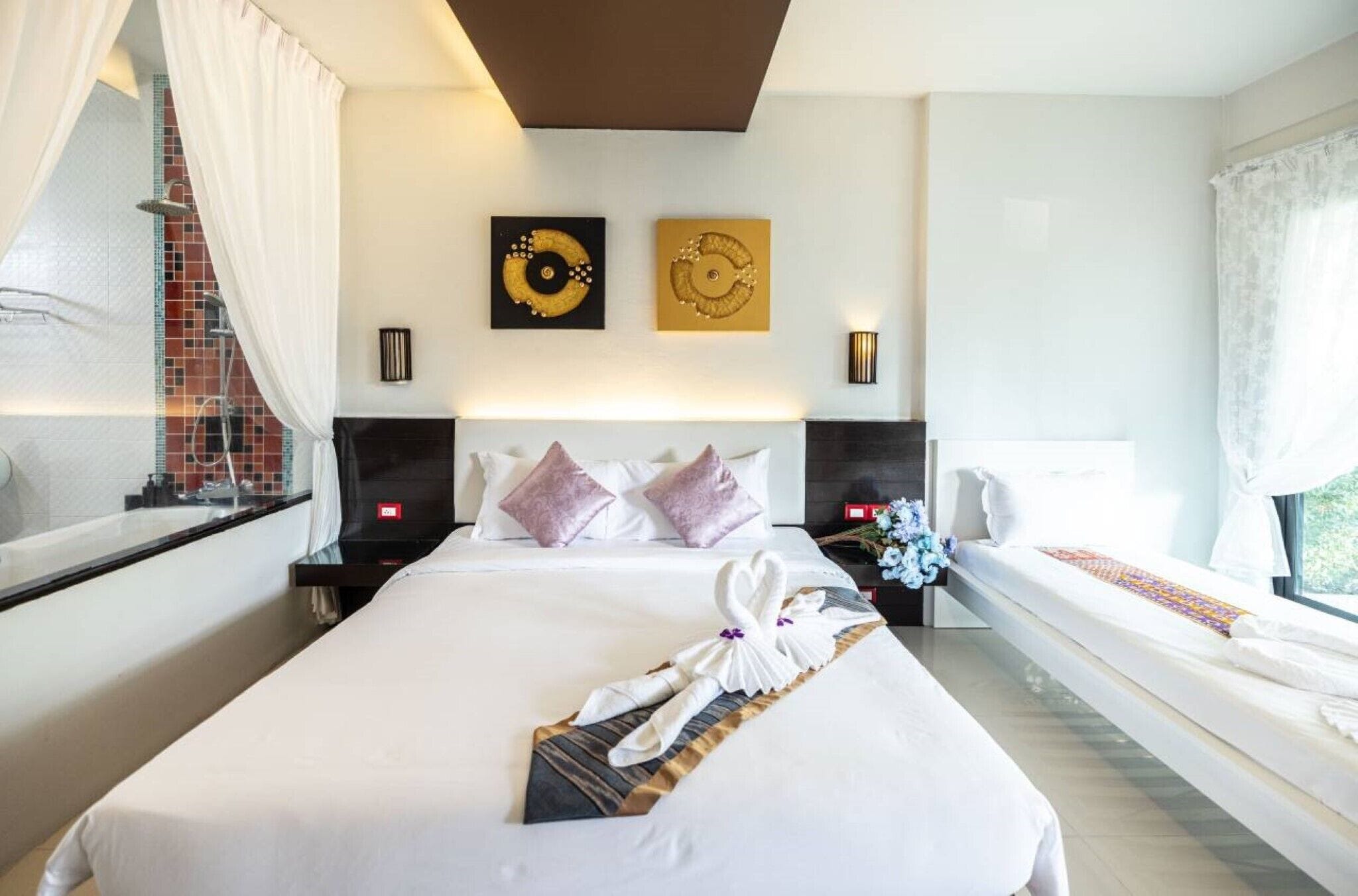 ห้องแฟมิลี่ | มินิบาร์, ตู้นิรภัยในห้องพัก, โต๊ะทำงาน, Wi-Fi ฟรี