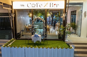Cafe - Blue Carina Hotel (Wichit)