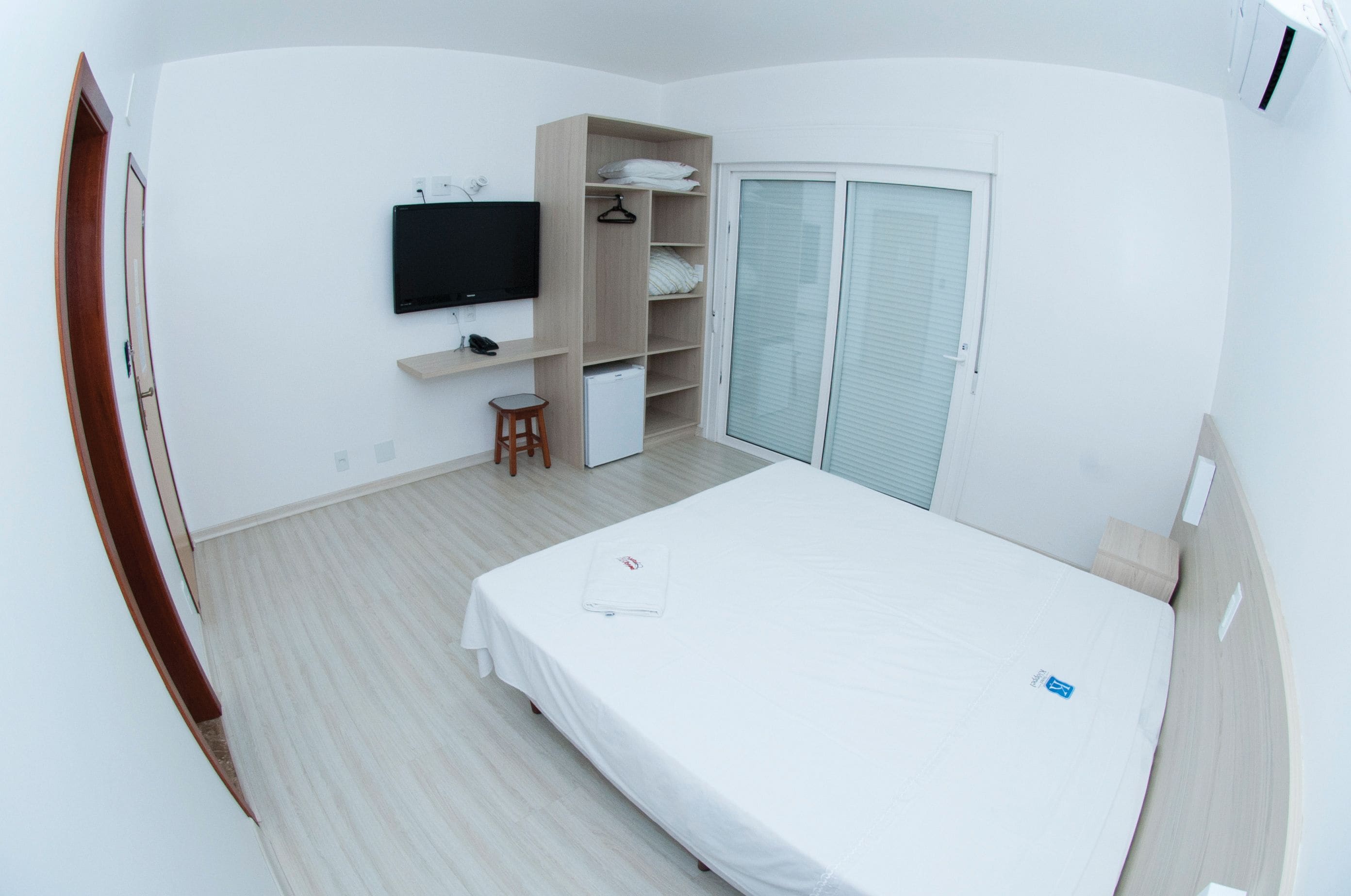 luxury double or twin room | soundproofing, free wifi, bed sheets, wheelchair access