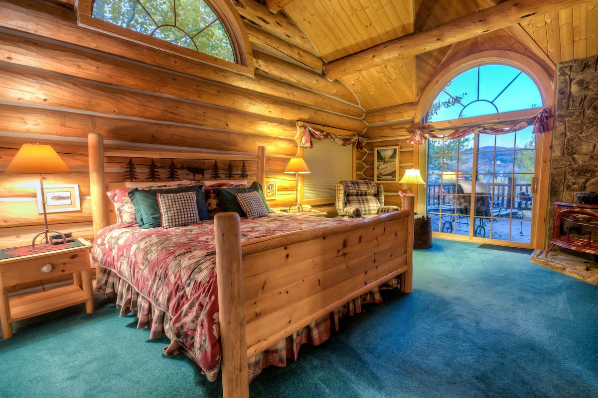 Ferienhaus, 5 Schlafzimmer (Links and Logs Chalet) | Bettwäsche aus ägyptischer Baumwolle, Schreibtisch