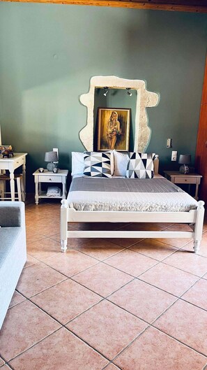 Studio, Pool View, Garden Area (Theano) | Egyptian cotton sheets, desk, soundproofing, iron/ironing board - Skandalis Traditional Suites (Chania)