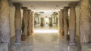 Interior entrance - Hotel Casa Alatriste (San Miguel de Allende)