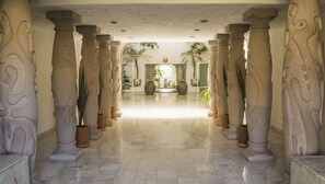 Interior entrance - Hotel Casa Alatriste (San Miguel de Allende)