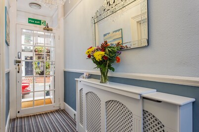 Brighton Surf Guest House