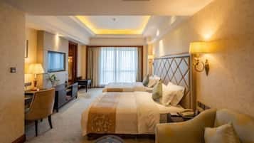 Minibar, két bảo mật tại phòng, đồng hồ báo thức