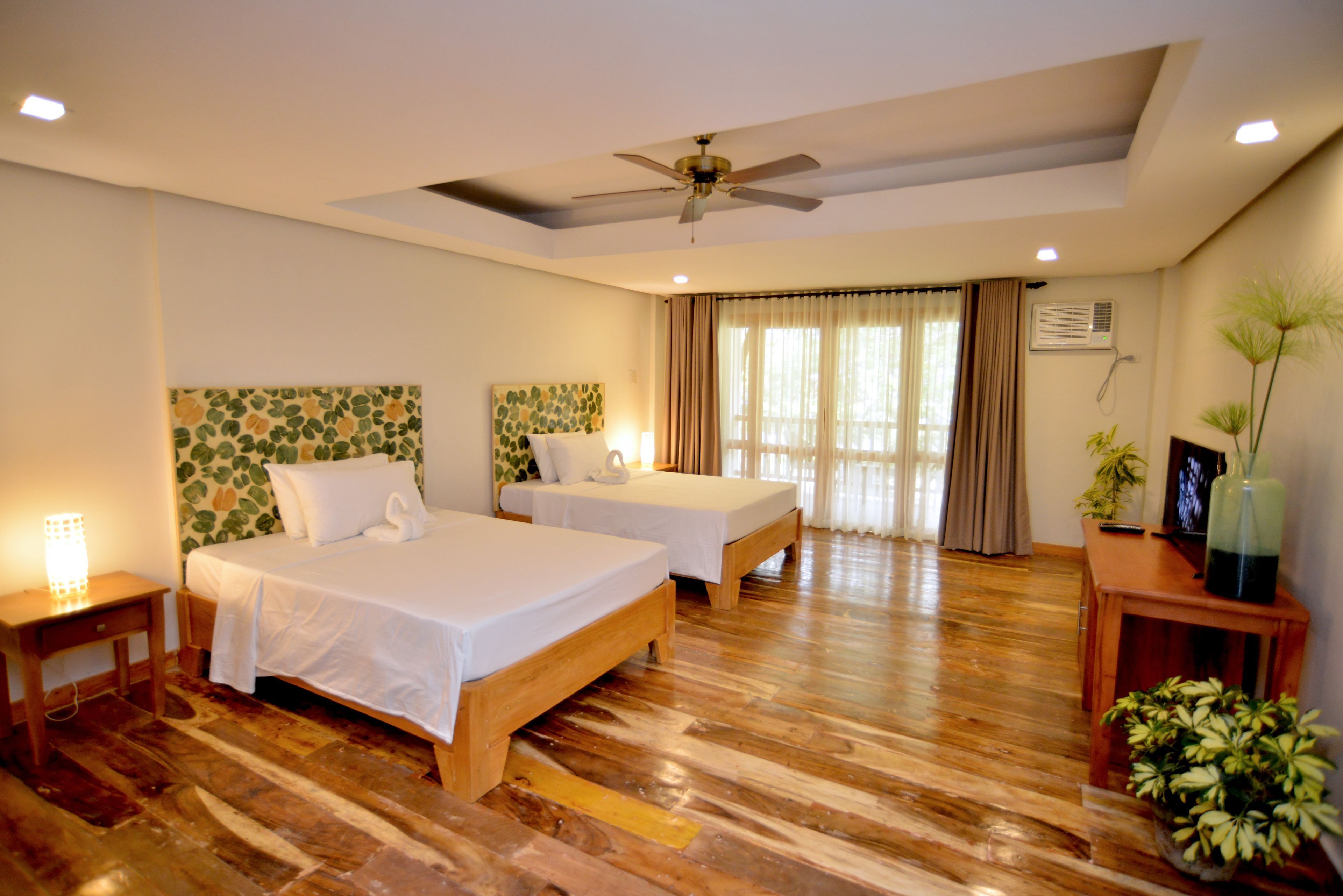 오리/거위털 이불, 각각 다르게 가구 비치, 책상, 침대 시트