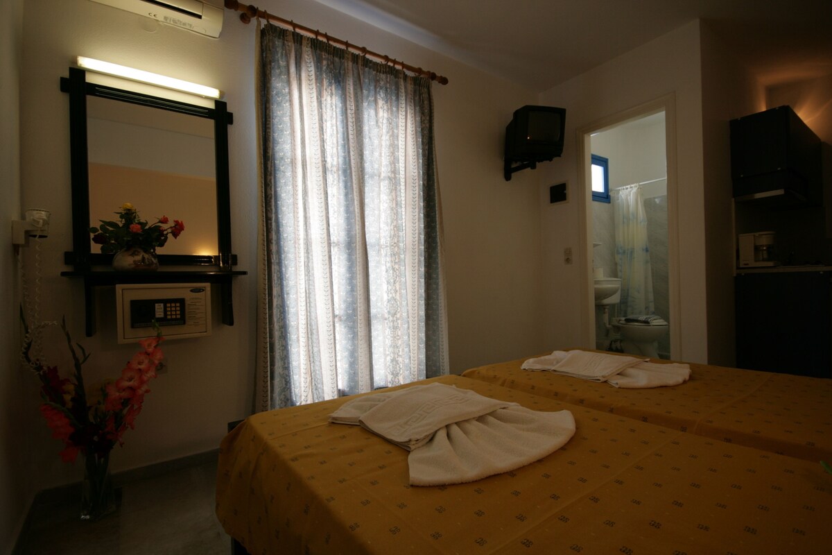 Brankas dan Wi-Fi gratis