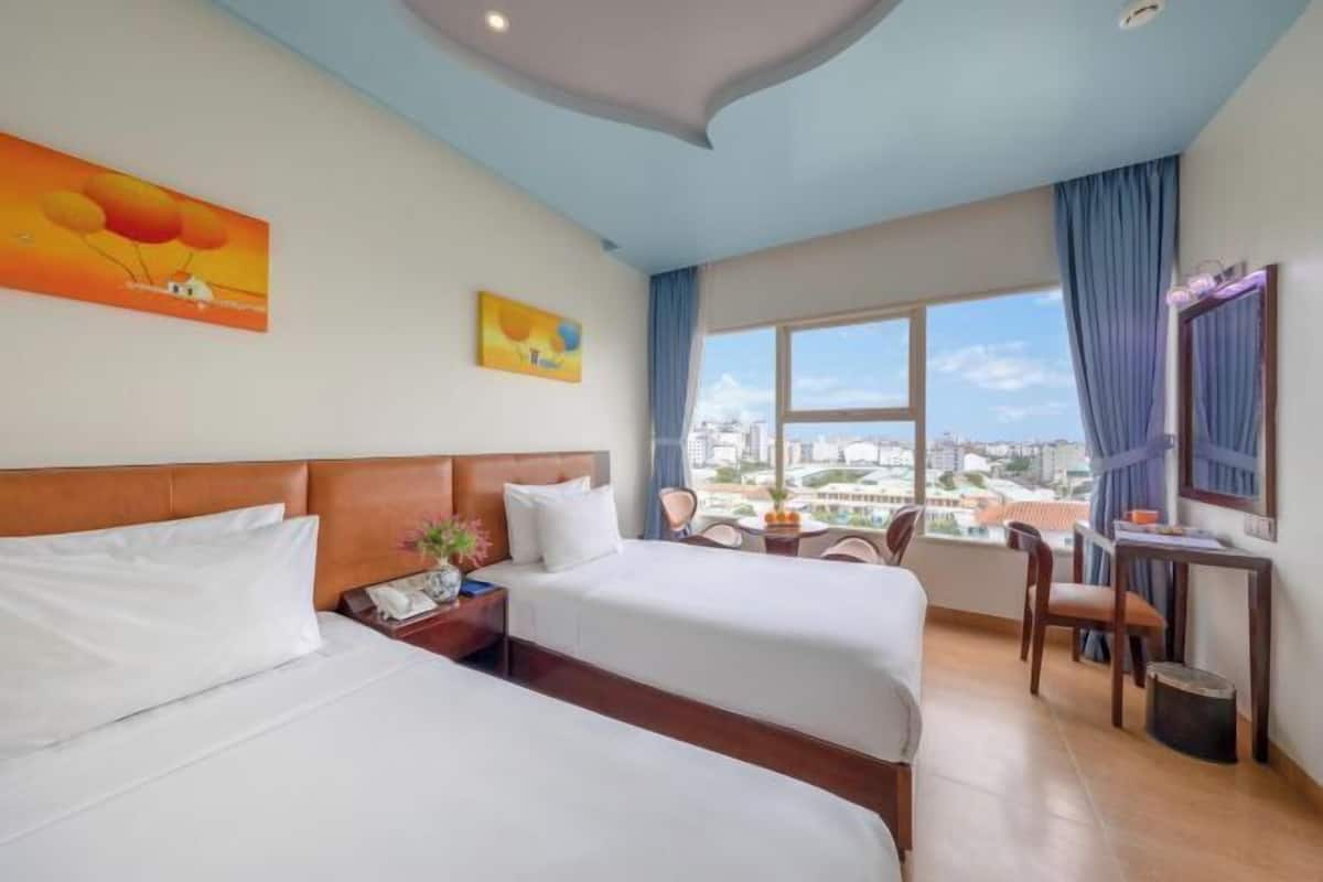 Select Comfort beds, minibar, in-room safe, individually furnished