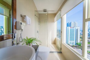 Apartment, 2 Bedrooms | Bathroom