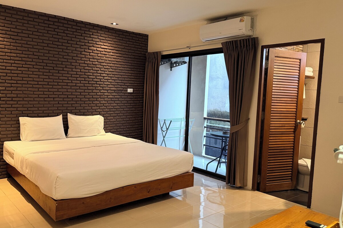 Cortinas blackout, wifi y ropa de cama 