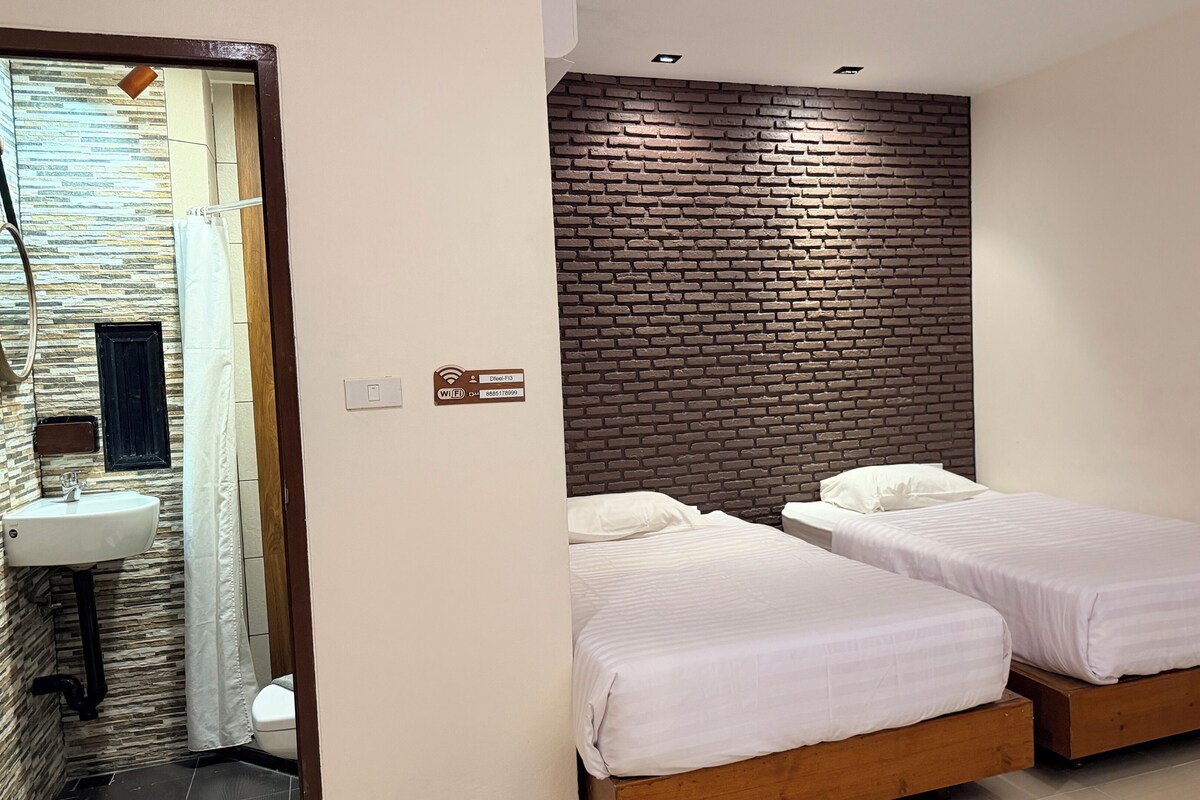 Standard Twin Room (No Balcony | Tende oscuranti, Wi-Fi, lenzuola