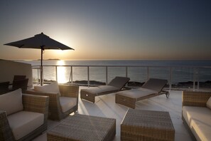 Deluxe Suite, 3 Bedrooms, Terrace, Sea View | Teres/patio