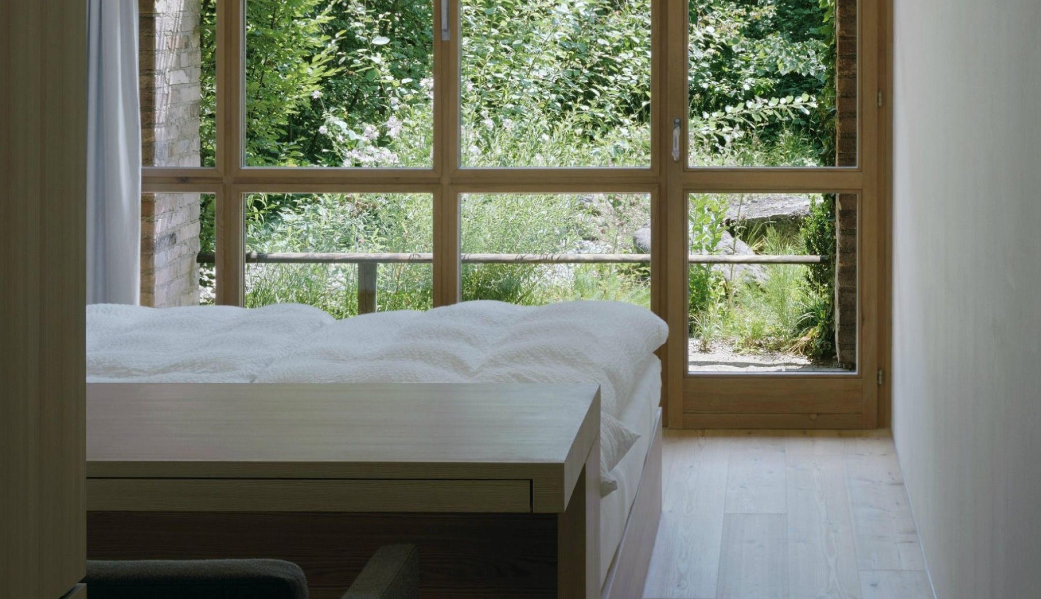 特色装修、特色家居、办公桌、婴儿床