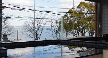 Ayaha Lakeside Hotel