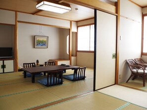 Japanese Style Room with 2 Rooms (10-12 Tatami Mats + 6 Tatami Mats) with Private Bathroom | In-room dining - Ayaha Lakeside Hotel (Otsu)