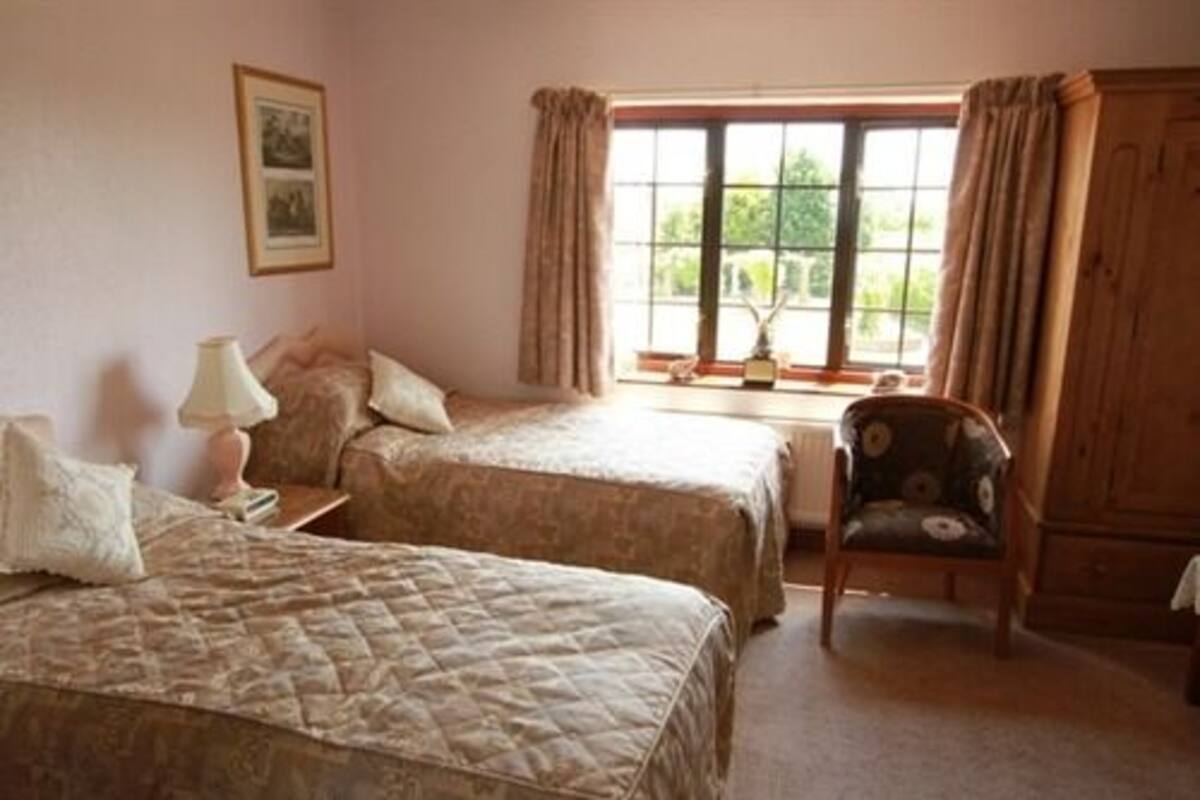 Standard Twin Room, Ensuite