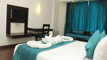 Hotel Unit (Superior Room) | Minibar, in-room safe, iron/ironing board