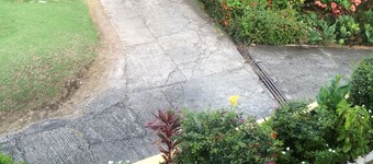 Golden Arrow Inn
