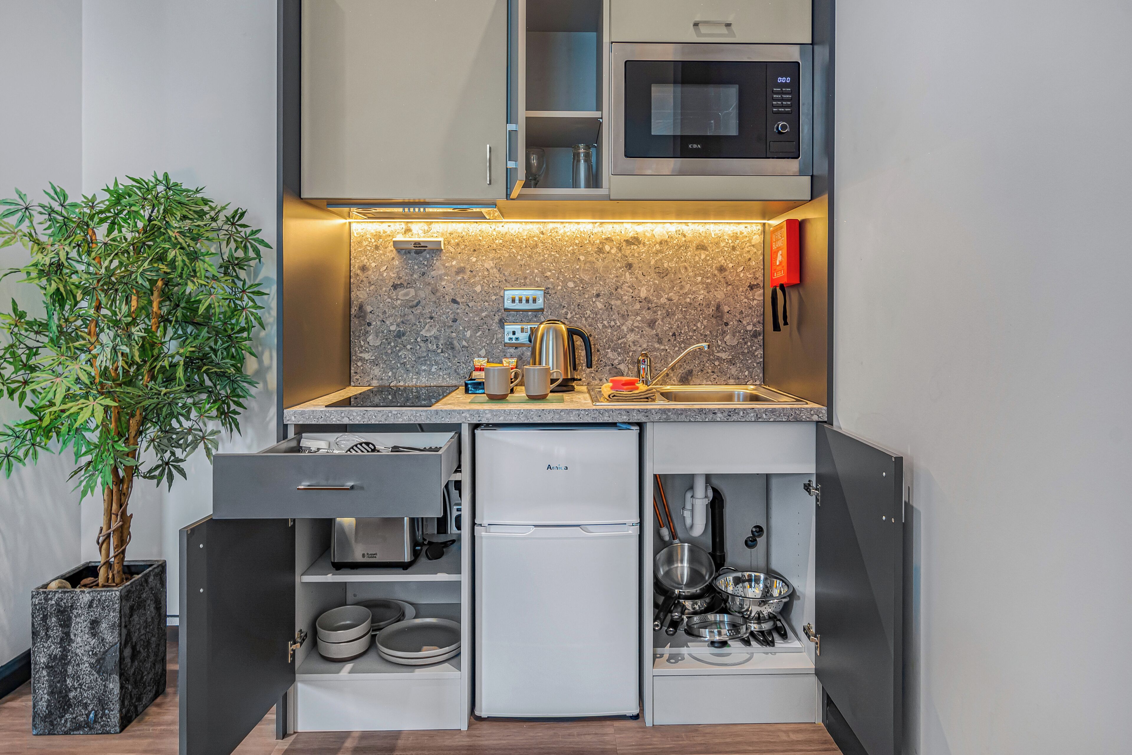 Private kitchenette