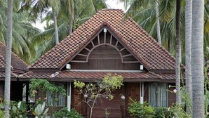 Deluxe Suite Cottage | Minibar, in-room safe, free WiFi