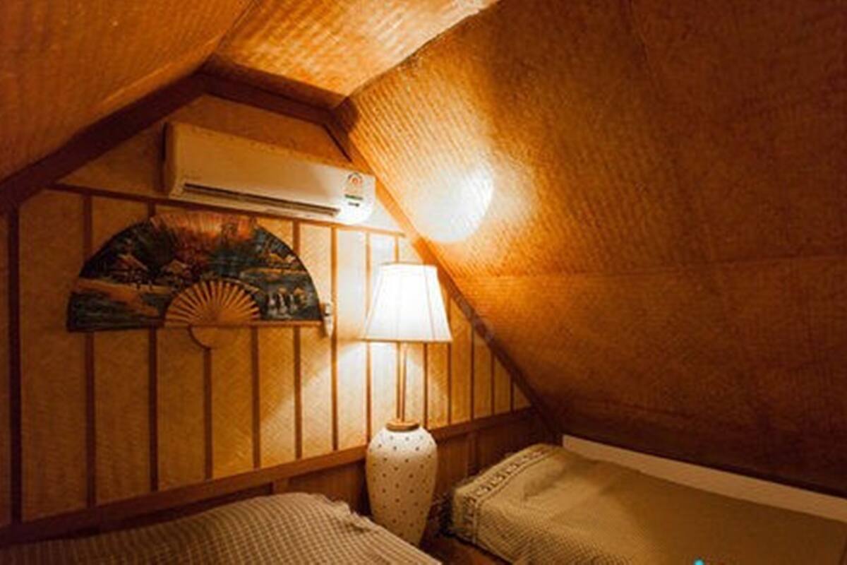 mezzanine room  | minibar, in-room safe, free wifi, wheelchair access
