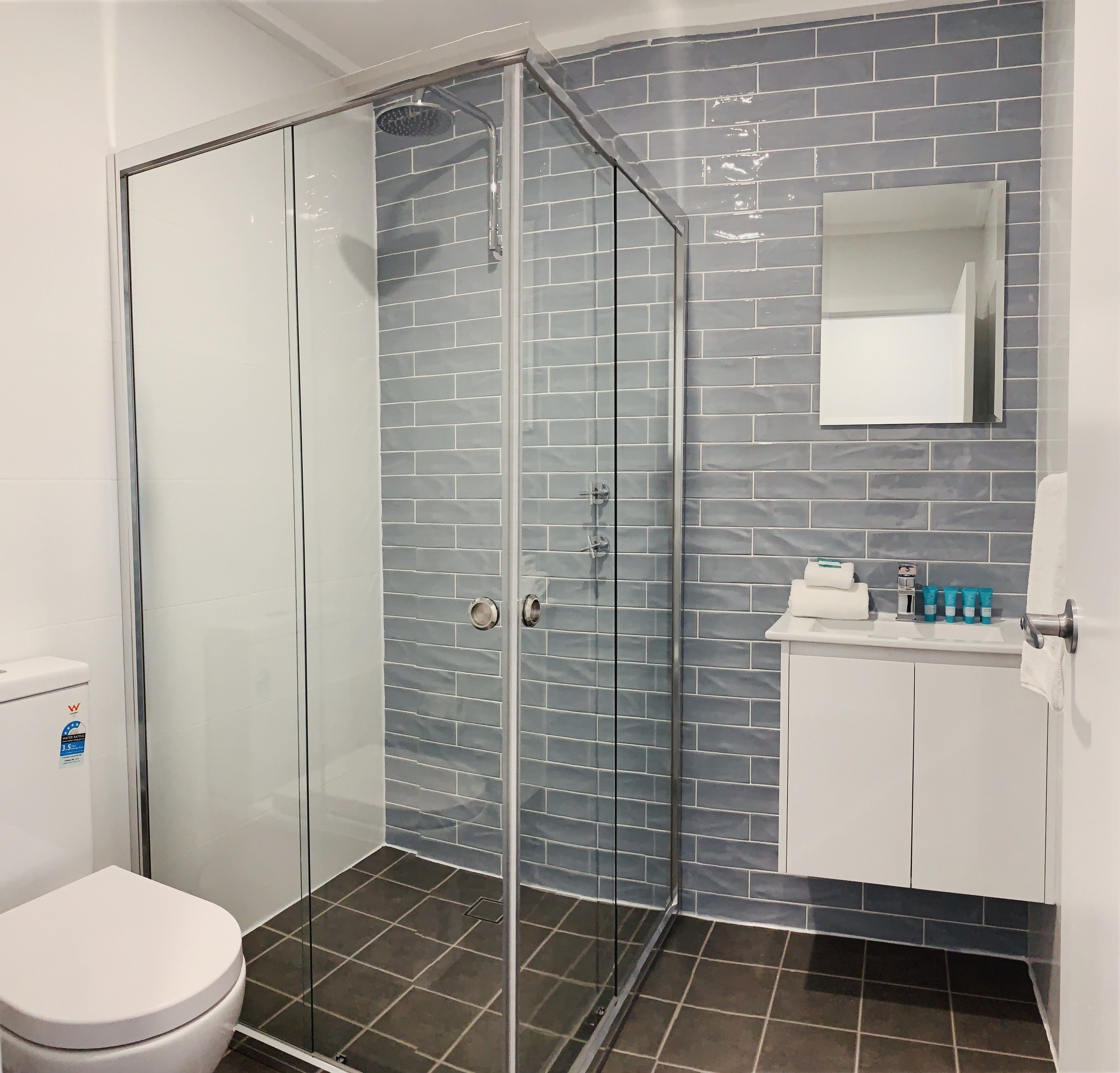 Superior Bayview Two Bedroom Apartment with Balcony