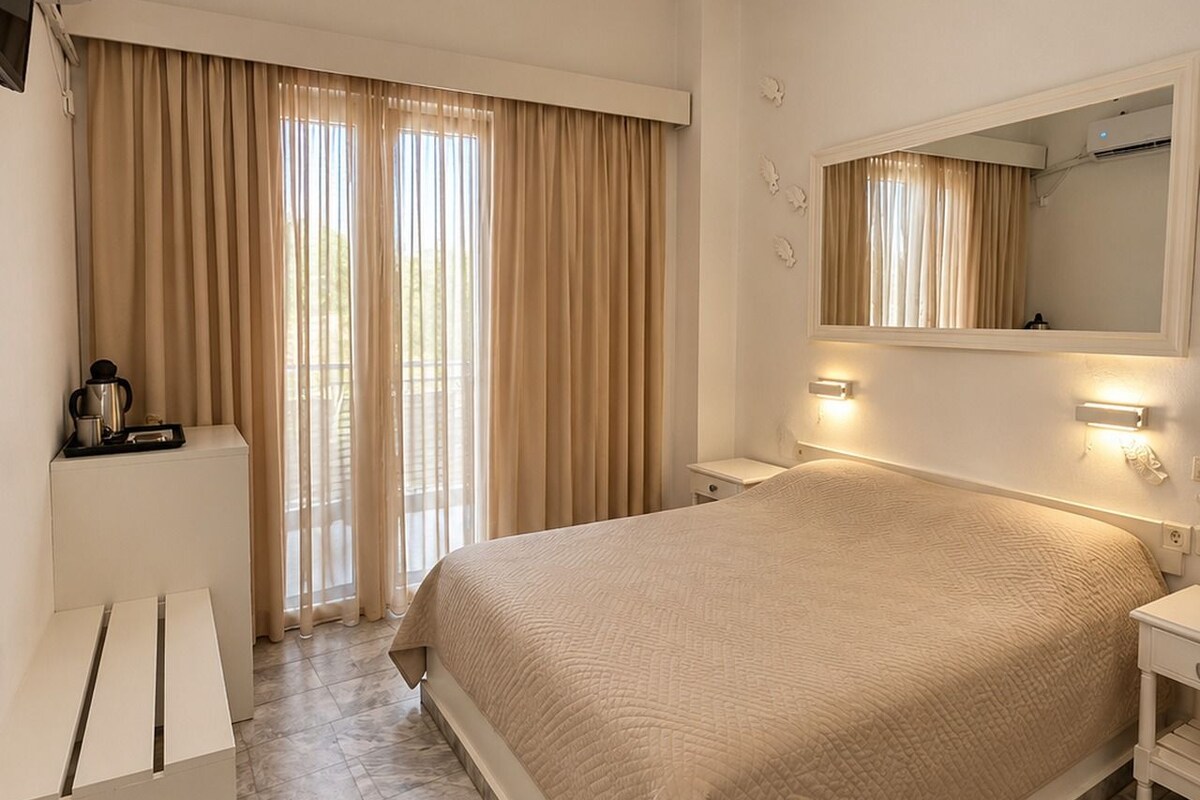 Habitación superior, vistas al mar | Sábanas de algodón egipcio y ropa de cama de alta calidad