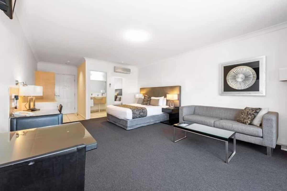 1 bedroom, desk, soundproofing, iron/ironing board