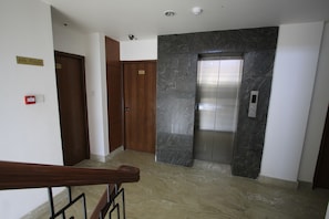 Bahagian dalam