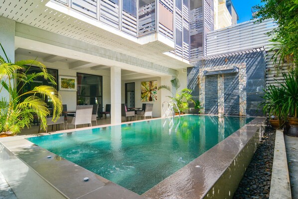 Alberca al aire libre 