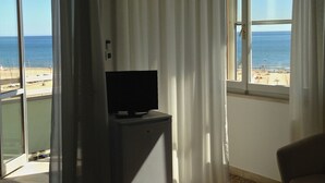 In-room safe, WiFi (free) - Hotel Carlton Beach (Rimini)