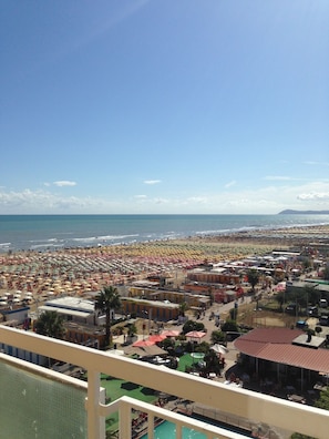 Unclassified image, 5 of 53, button - Hotel Carlton Beach (Rimini)