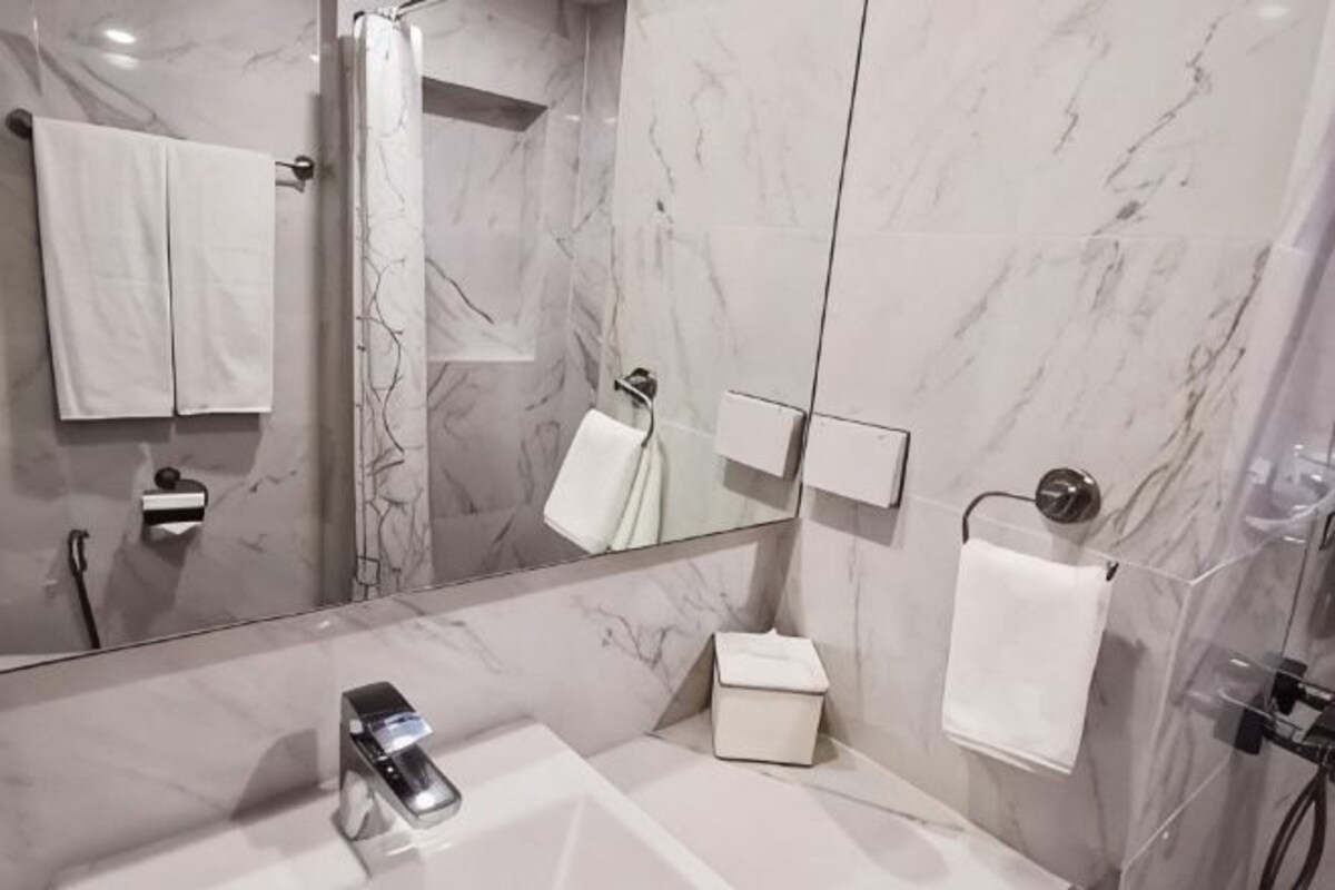 Superior Double Room with City View Building A